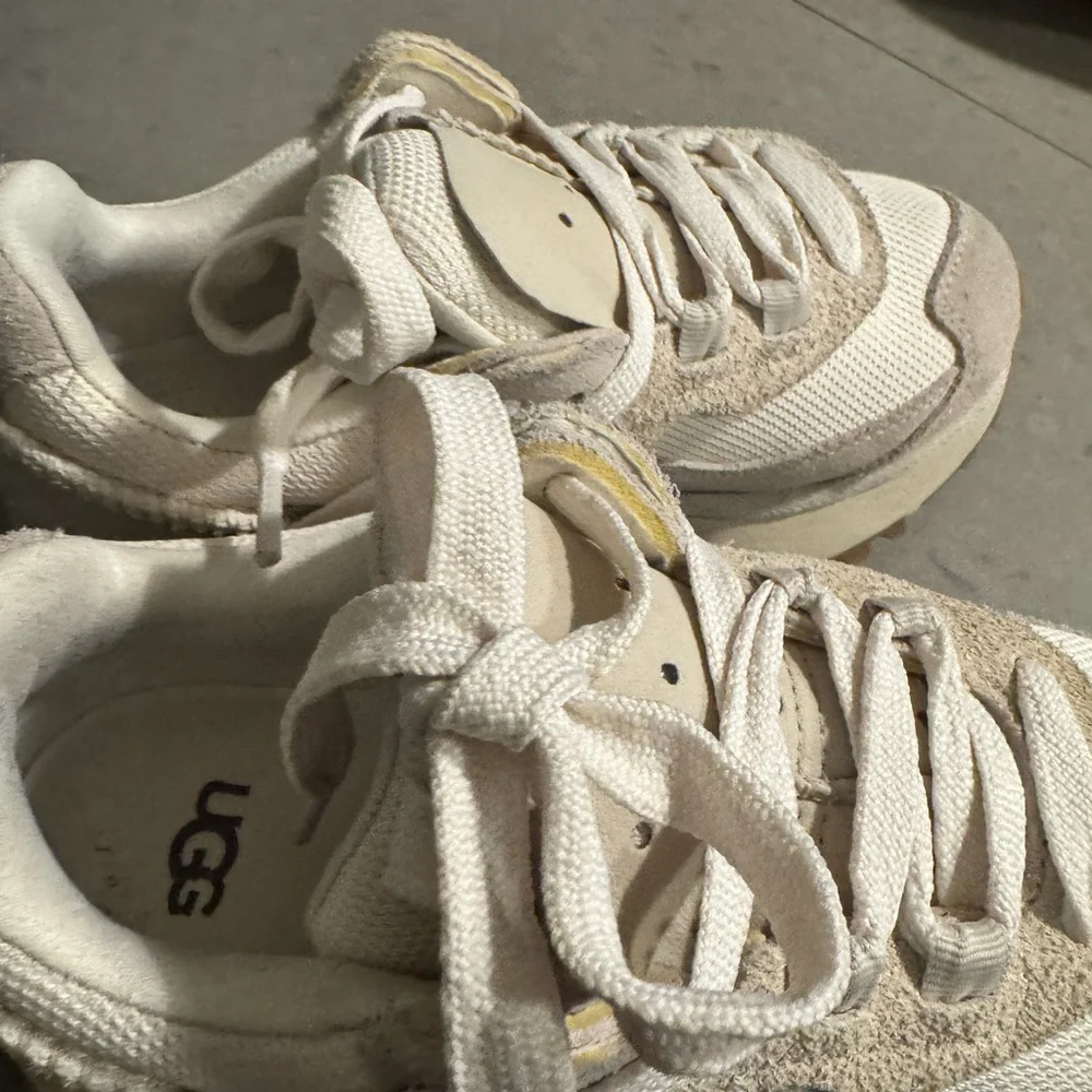 uggsSneakers - Picture 7 of 12